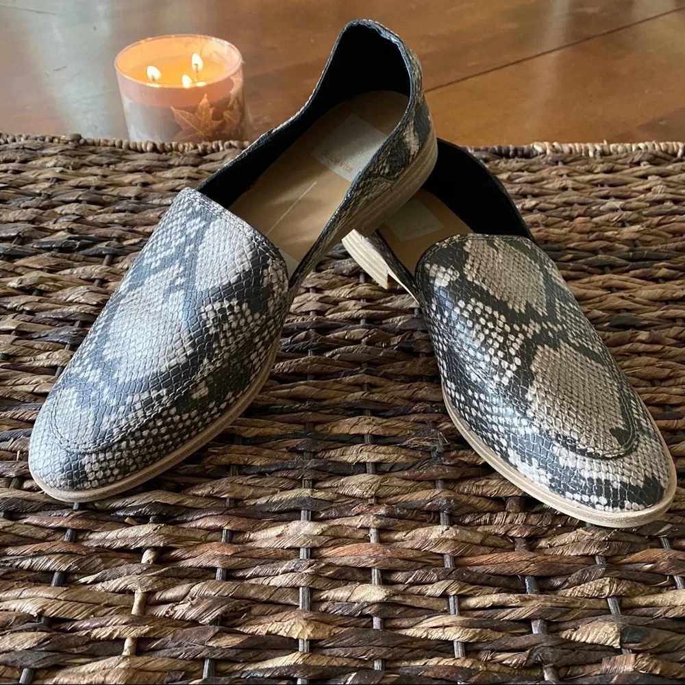 Dolce Vita Pixy Snake Print Loafer 6.5 NWOT